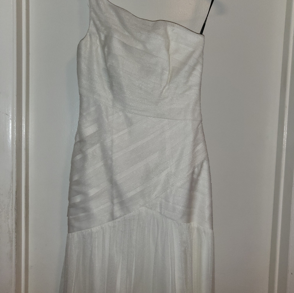 WEDDING DRESS - Picture 4 of 4